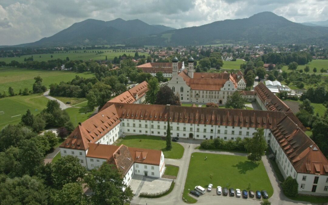 Luftbild-Benediktbeuern